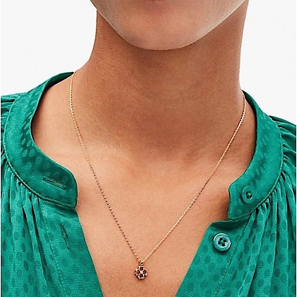 KATE SPADE • Gold Spade Floral Mini Pendant Necklace - Picture 2 of 5